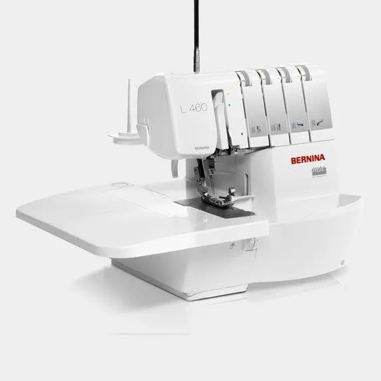 Bernina L460 overlocker Ex Display Save £80